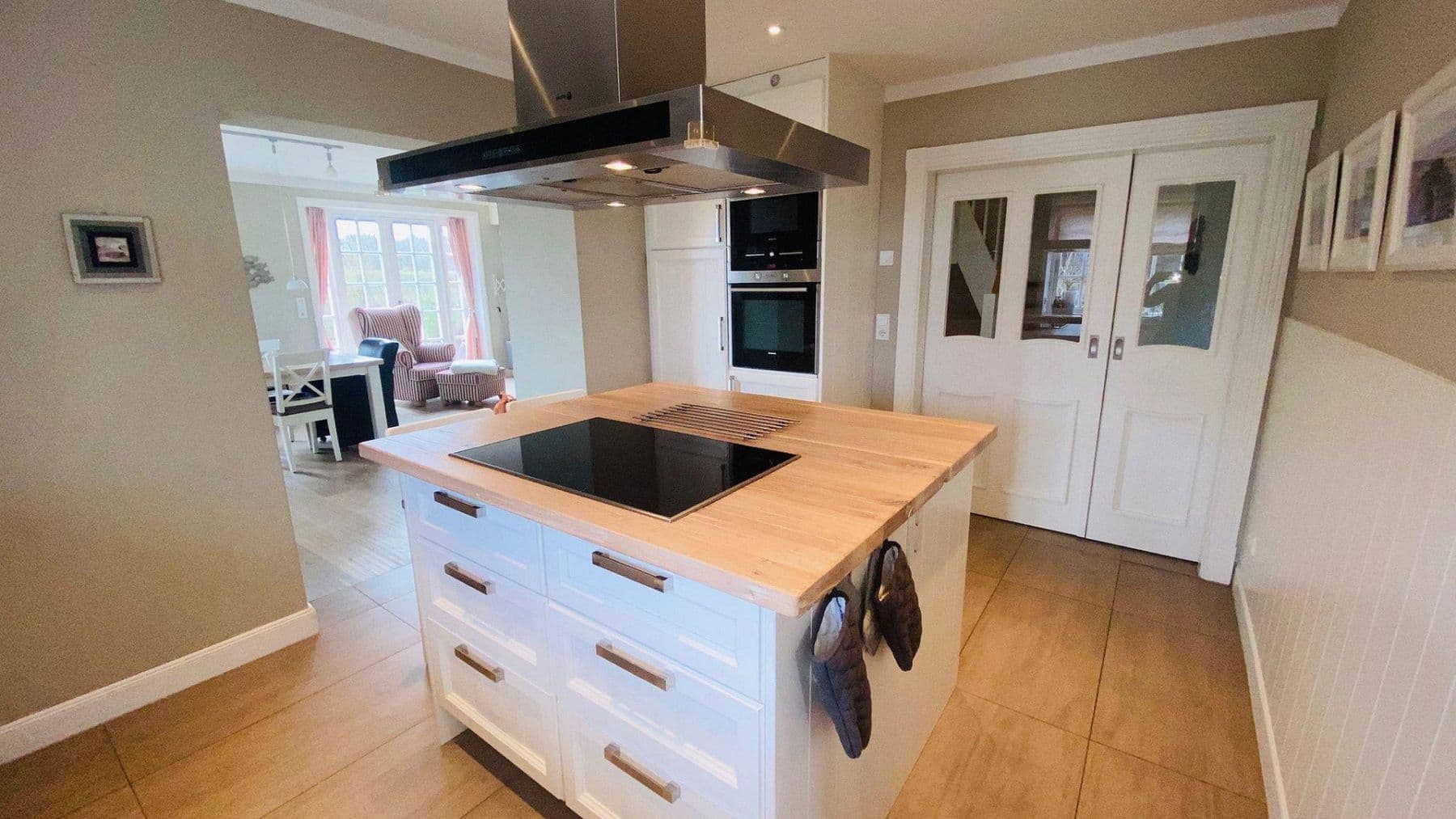 Predaj domu 127 m², pozemek 866 m², Triibergem 55b, Utersum, Šlezvicko-Holštajnsko Predaj domu 127 m², pozemek 866 m², Triibergem 55b, Utersum, Šlezvicko-Holštajnsko