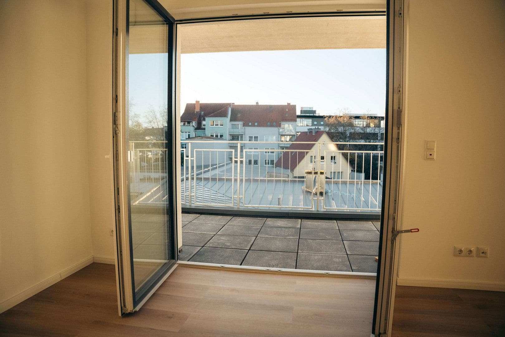 Prenájom bytu 3-izbový 82 m², Hackländerstr. 5, Osnabrück, Dolné Sasko Prenájom bytu 3-izbový 82 m², Hackländerstr. 5, Osnabrück, Dolné Sasko