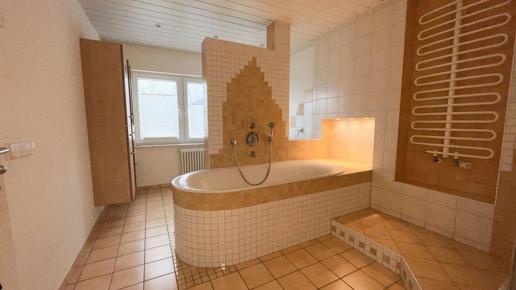 Prenájom bytu 2-izbový 68 m², Neulandstraße 1, Achern, Bádensko-Wurttembersko Prenájom bytu 2-izbový 68 m², Neulandstraße 1, Achern, Bádensko-Wurttembersko