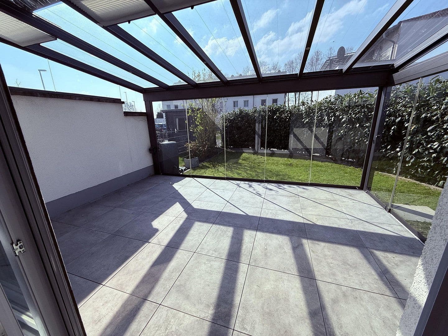 Predaj domu 142 m², pozemek 179 m², Alleestraße 85, Flörsheim, Hesensko Predaj domu 142 m², pozemek 179 m², Alleestraße 85, Flörsheim, Hesensko