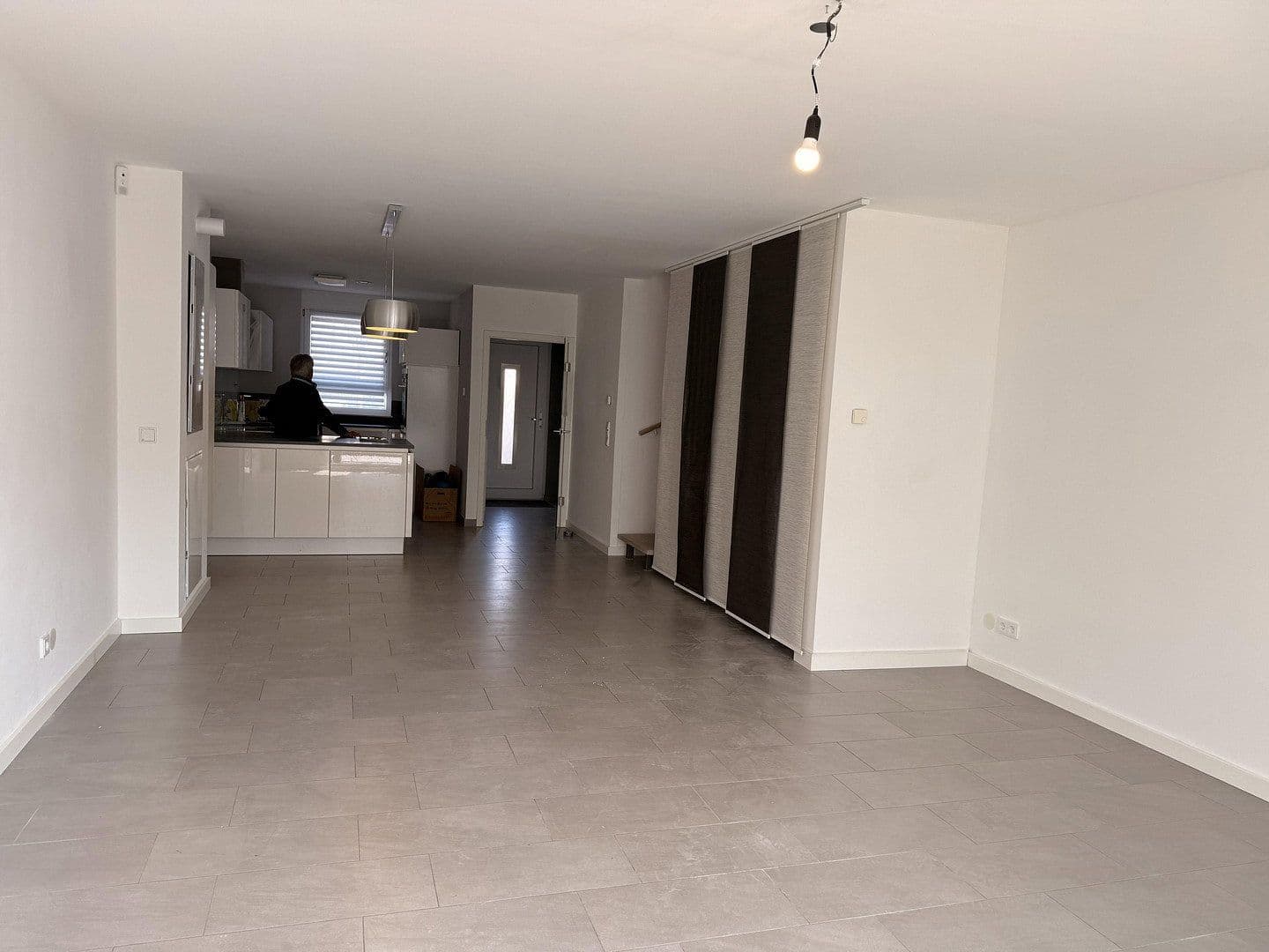 Predaj domu 142 m², pozemek 179 m², Alleestraße 85, Flörsheim, Hesensko Predaj domu 142 m², pozemek 179 m², Alleestraße 85, Flörsheim, Hesensko