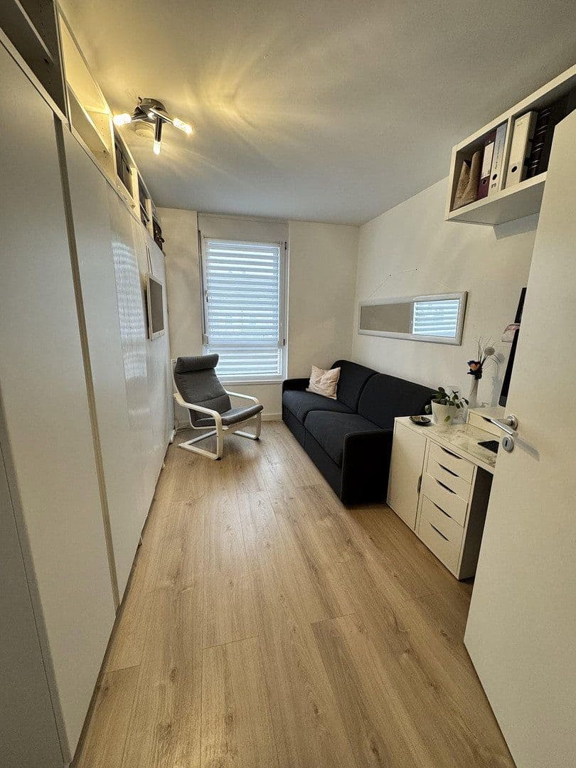 Predaj domu 142 m², pozemek 179 m², Alleestraße 85, Flörsheim, Hesensko Predaj domu 142 m², pozemek 179 m², Alleestraße 85, Flörsheim, Hesensko