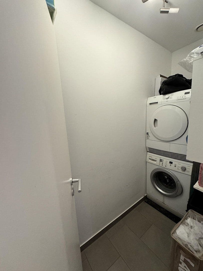 Predaj domu 142 m², pozemek 179 m², Alleestraße 85, Flörsheim, Hesensko Predaj domu 142 m², pozemek 179 m², Alleestraße 85, Flörsheim, Hesensko