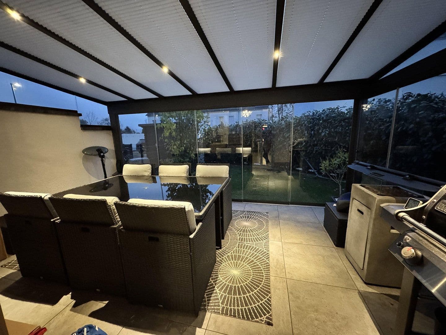 Predaj domu 142 m², pozemek 179 m², Alleestraße 85, Flörsheim, Hesensko Predaj domu 142 m², pozemek 179 m², Alleestraße 85, Flörsheim, Hesensko