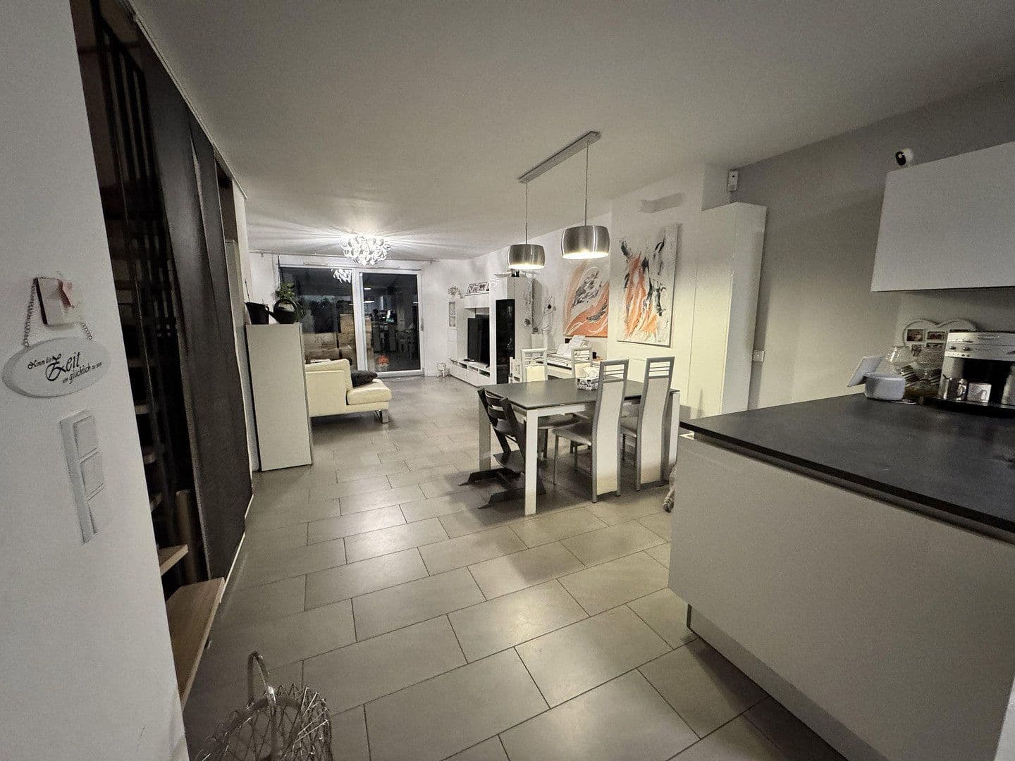 Predaj domu 142 m², pozemek 179 m², Alleestraße 85, Flörsheim, Hesensko Predaj domu 142 m², pozemek 179 m², Alleestraße 85, Flörsheim, Hesensko