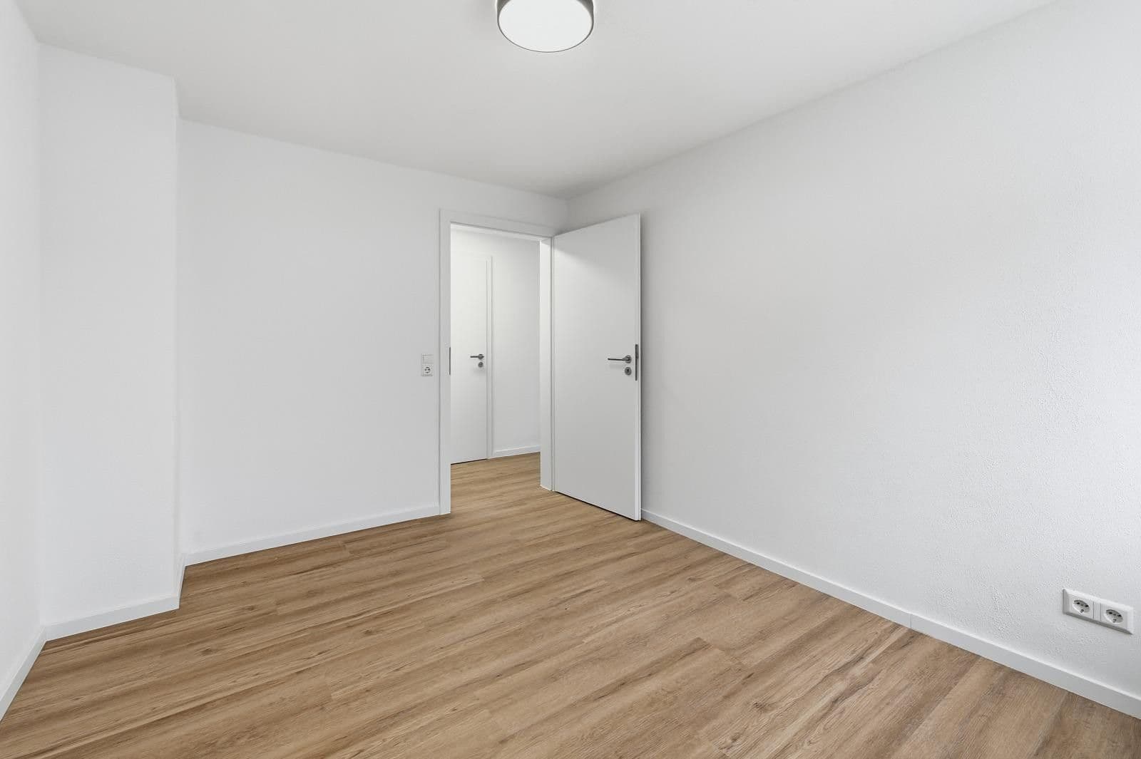 Predaj bytu 2-izbový 34 m², Nordbahnhofstraße, Stuttgart, Bádensko-Wurttembersko Predaj bytu 2-izbový 34 m², Nordbahnhofstraße, Stuttgart, Bádensko-Wurttembersko