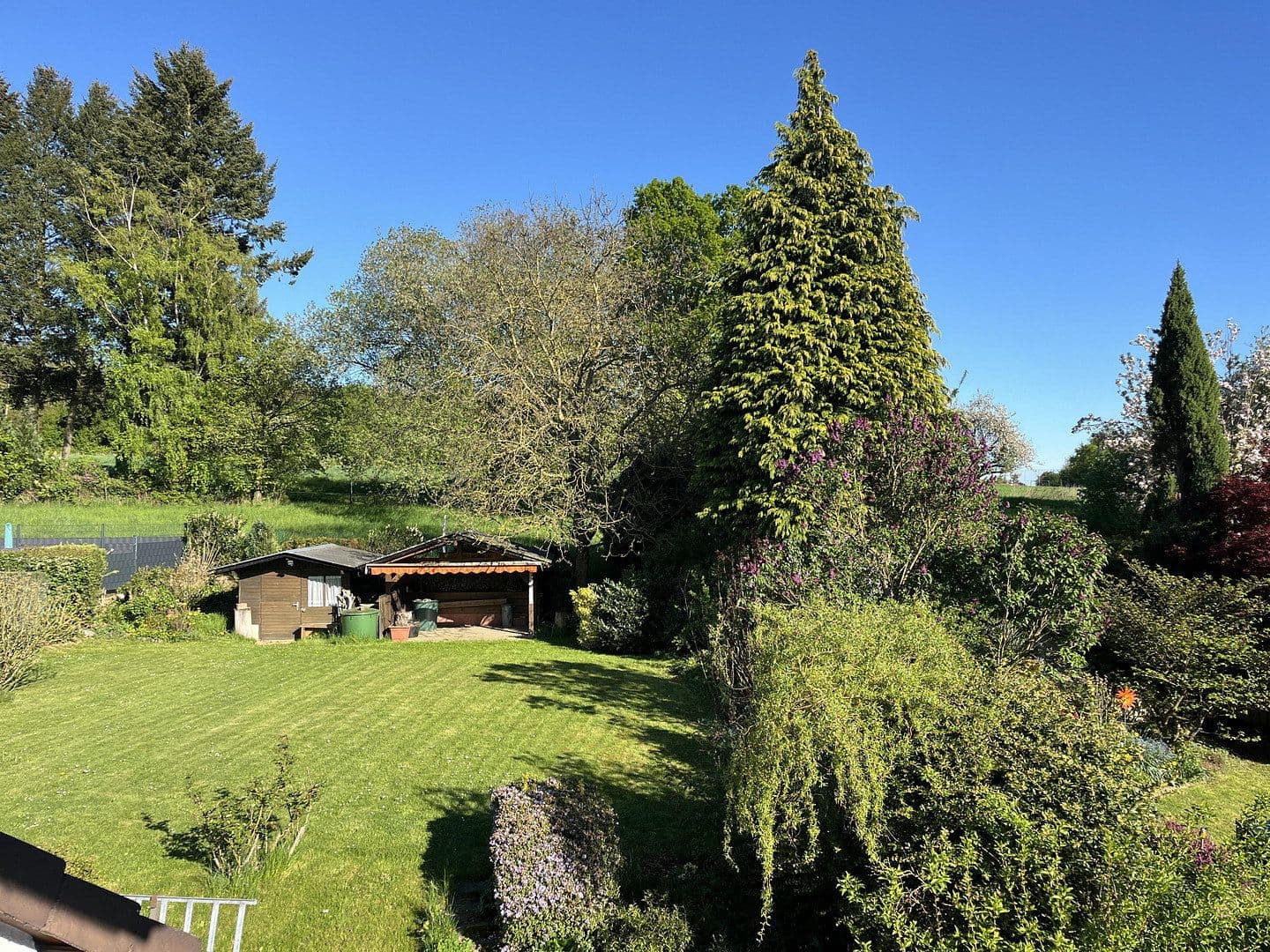 Prenájom bytu 3-izbový 130 m², Kelkheim (Taunus), Hesensko Prenájom bytu 3-izbový 130 m², Kelkheim (Taunus), Hesensko