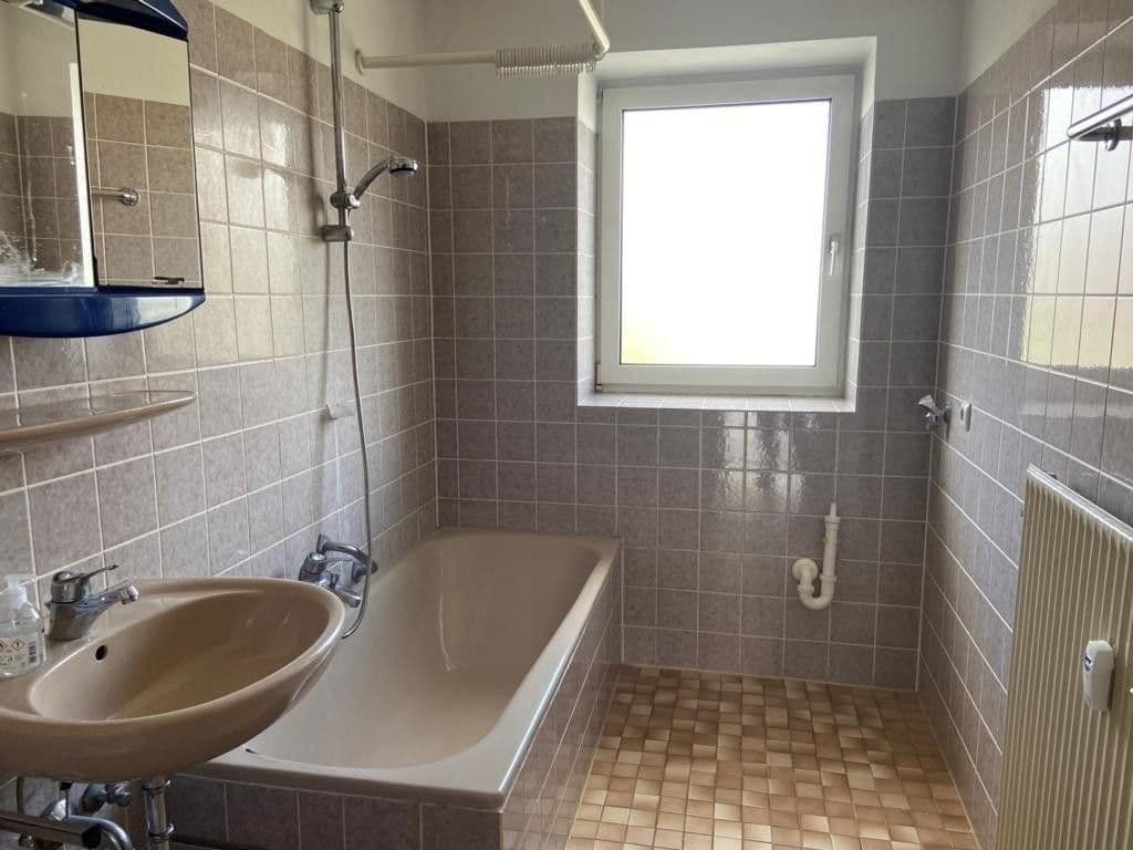 Prenájom bytu 1-izbový 43 m², Hohenzollernring 23, Bayreuth, Bavorsko Prenájom bytu 1-izbový 43 m², Hohenzollernring 23, Bayreuth, Bavorsko