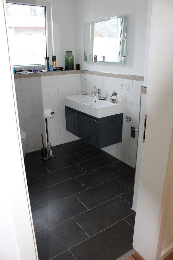 Prenájom bytu 4-izbový 120 m², Gartenstraße 4, Homburg, Sársko Prenájom bytu 4-izbový 120 m², Gartenstraße 4, Homburg, Sársko