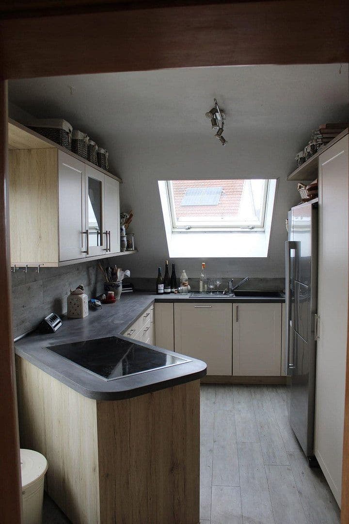 Prenájom bytu 4-izbový 120 m², Gartenstraße 4, Homburg, Sársko Prenájom bytu 4-izbový 120 m², Gartenstraße 4, Homburg, Sársko