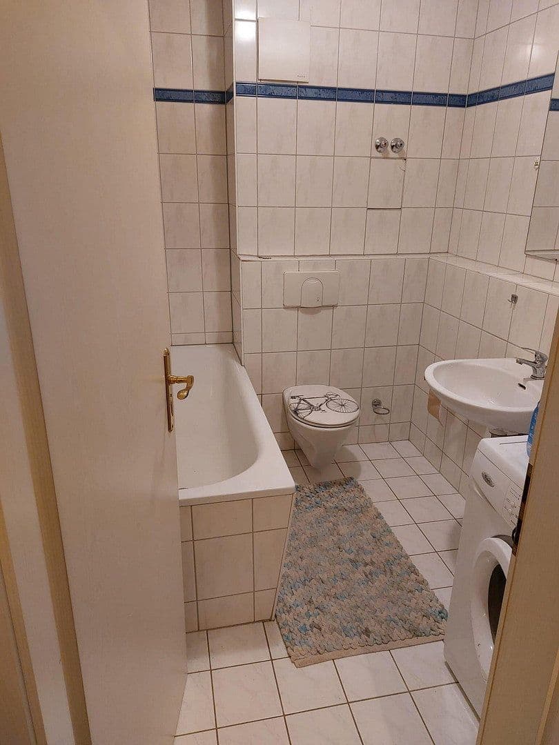 Prenájom bytu 1-izbový 37 m², Anhalter Straße 3, Halle, Sasko-Anhaltsko Prenájom bytu 1-izbový 37 m², Anhalter Straße 3, Halle, Sasko-Anhaltsko