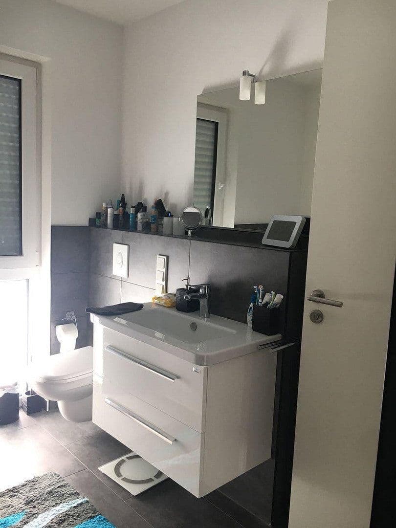 Predaj bytu 3-izbový 93 m², lambertusstr. 36, Troisdorf, Severné Porýnie - Westfálsko Predaj bytu 3-izbový 93 m², lambertusstr. 36, Troisdorf, Severné Porýnie - Westfálsko