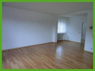 Prenájom bytu 4-izbový 106 m², Kuhstr. 11b, Wachtberg, Severné Porýnie - Westfálsko Prenájom bytu 4-izbový 106 m², Kuhstr. 11b, Wachtberg, Severné Porýnie - Westfálsko