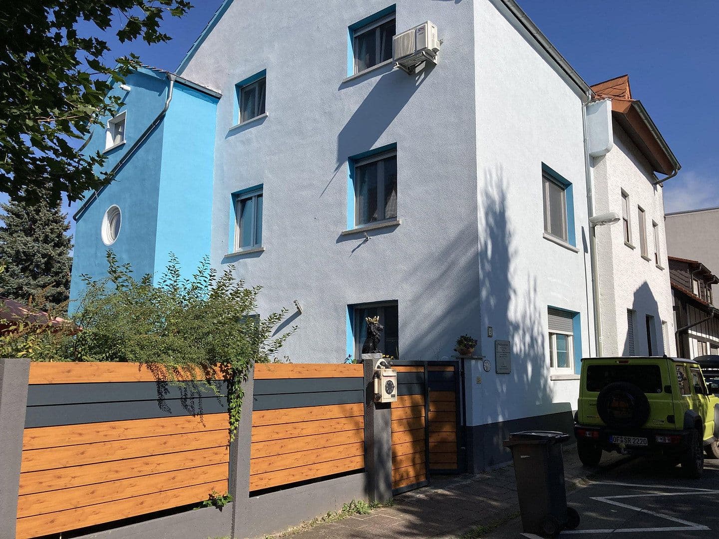 Predaj domu 152 m², pozemek 318 m², Offenbach, Hesensko Predaj domu 152 m², pozemek 318 m², Offenbach, Hesensko