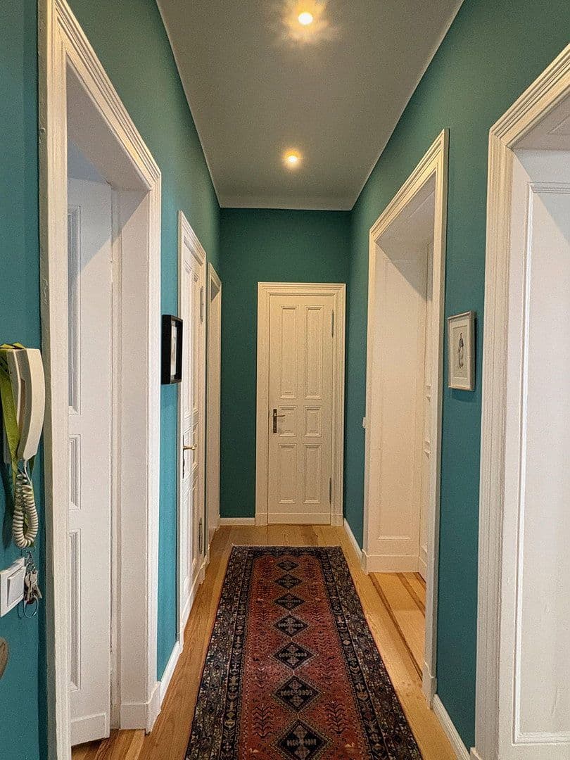 Predaj bytu 3-izbový 86 m², Berlin, Berlín Predaj bytu 3-izbový 86 m², Berlin, Berlín