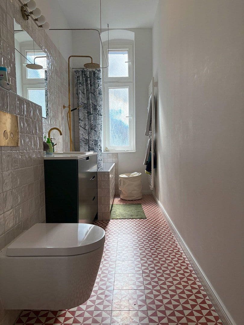 Predaj bytu 3-izbový 86 m², Berlin, Berlín Predaj bytu 3-izbový 86 m², Berlin, Berlín