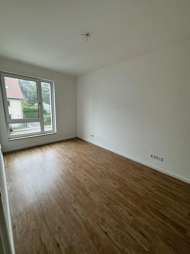 Prenájom bytu 2-izbový 73 m², Flakenstr. 24, Erkner, Brandenbursko Prenájom bytu 2-izbový 73 m², Flakenstr. 24, Erkner, Brandenbursko
