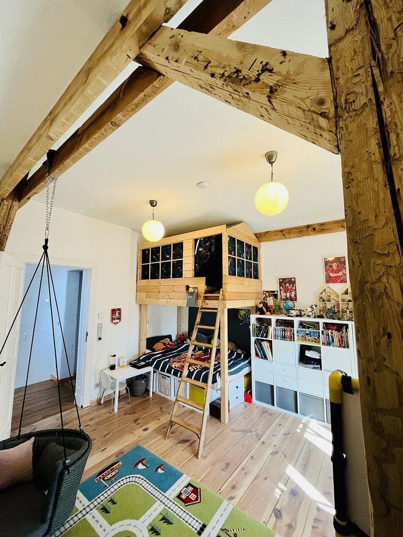 Predaj domu 168 m², pozemek 1.039 m², Berlin, Berlín Predaj domu 168 m², pozemek 1.039 m², Berlin, Berlín