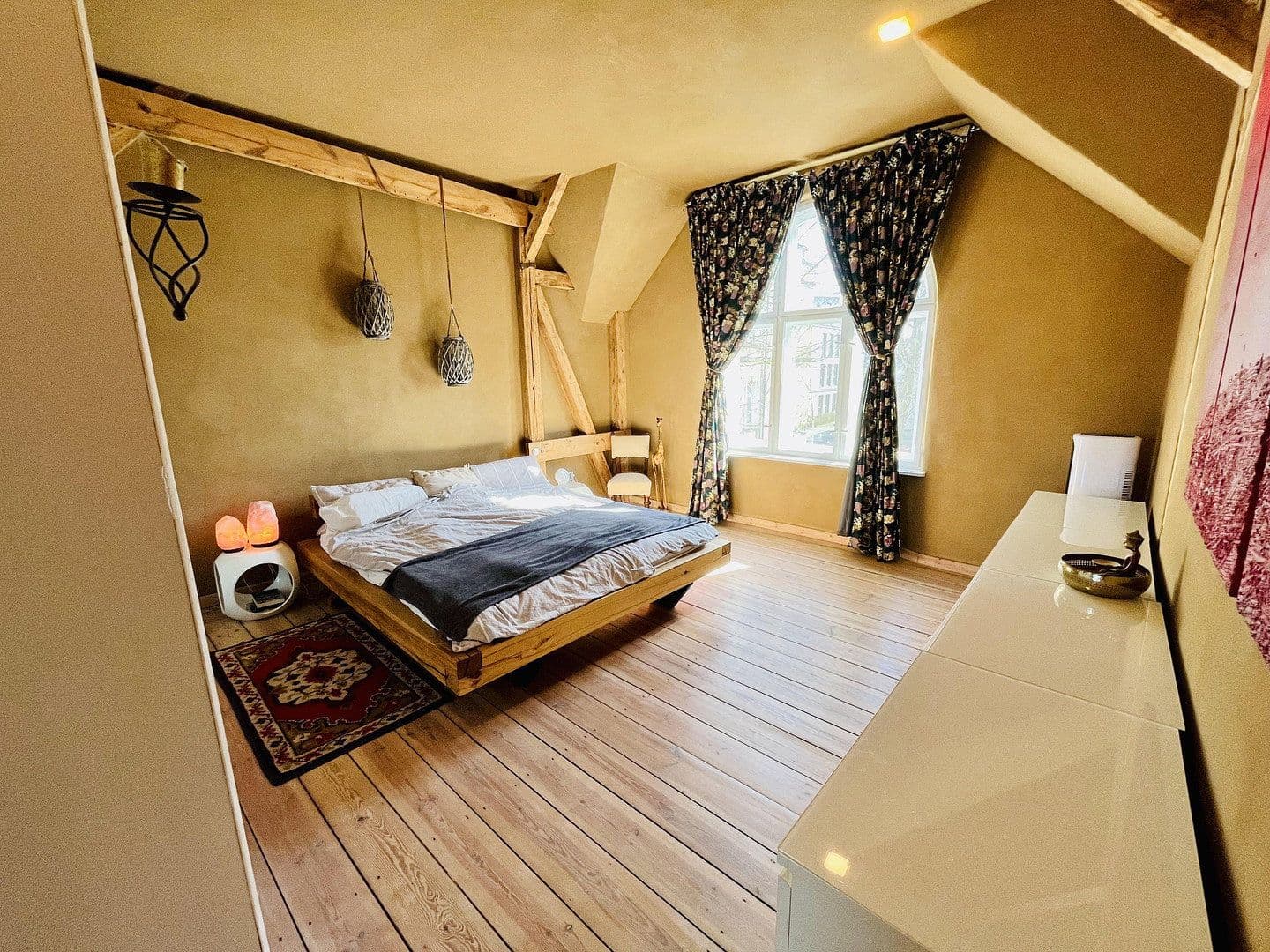 Predaj domu 168 m², pozemek 1.039 m², Berlin, Berlín Predaj domu 168 m², pozemek 1.039 m², Berlin, Berlín