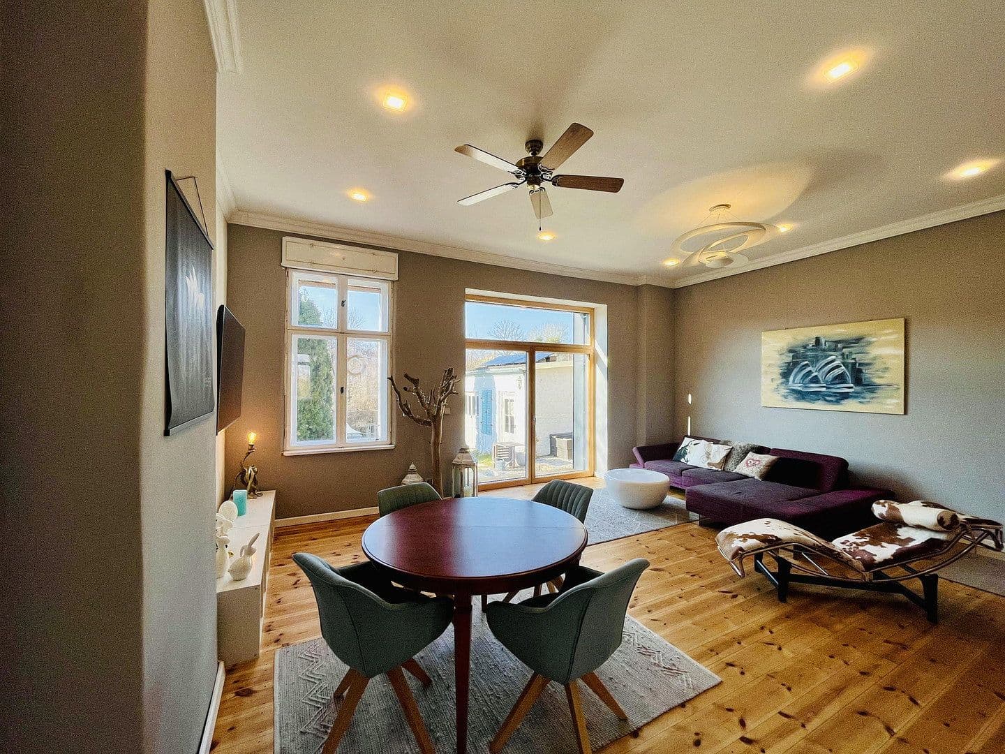 Predaj domu 168 m², pozemek 1.039 m², Berlin, Berlín Predaj domu 168 m², pozemek 1.039 m², Berlin, Berlín