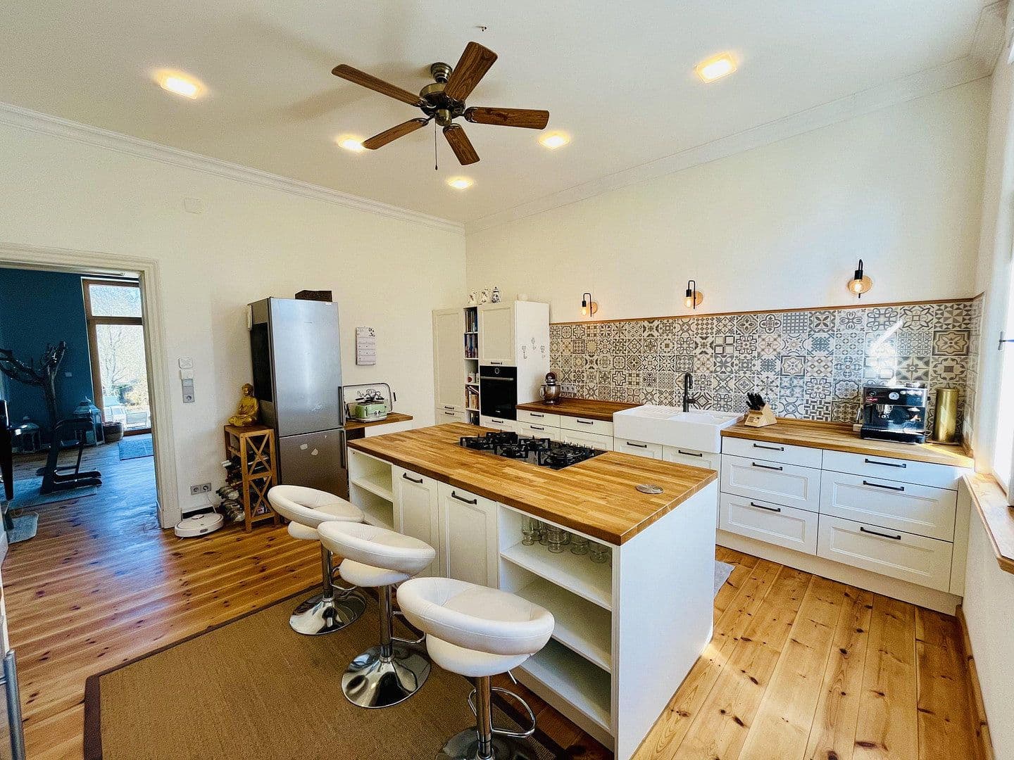 Predaj domu 168 m², pozemek 1.039 m², Berlin, Berlín Predaj domu 168 m², pozemek 1.039 m², Berlin, Berlín