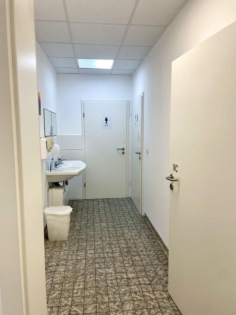 Prenájom kancelárie 500 m², Sophienblatt 82-86, Kiel, Šlezvicko-Holštajnsko Prenájom kancelárie 500 m², Sophienblatt 82-86, Kiel, Šlezvicko-Holštajnsko