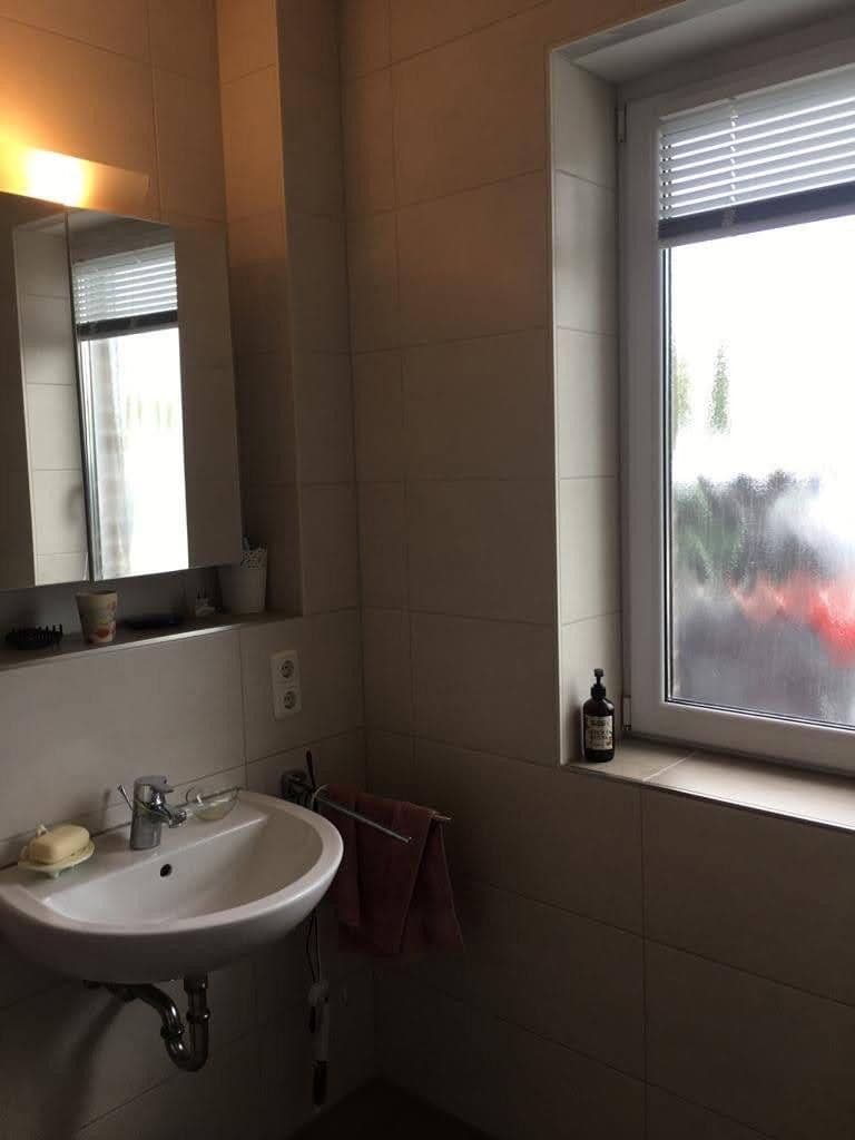 Prenájom domu 95 m², pozemek 150 m², Kirchstraße 30a, Ostrhauderfehn, Dolné Sasko Prenájom domu 95 m², pozemek 150 m², Kirchstraße 30a, Ostrhauderfehn, Dolné Sasko