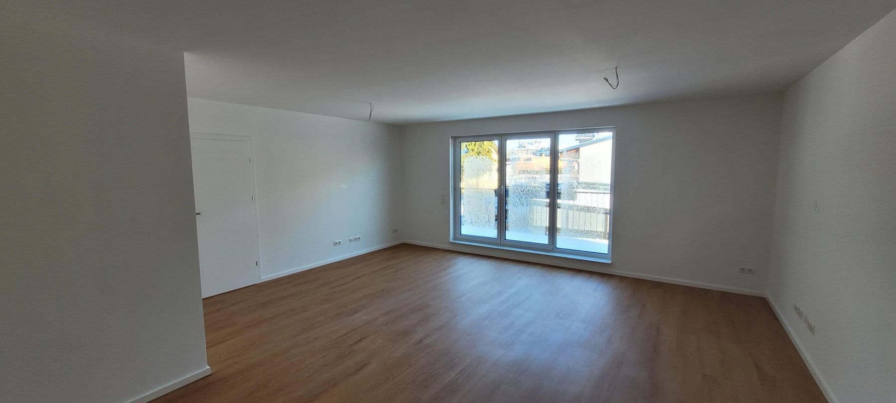 Prenájom bytu 2-izbový 61 m², Berlin, Berlín Prenájom bytu 2-izbový 61 m², Berlin, Berlín
