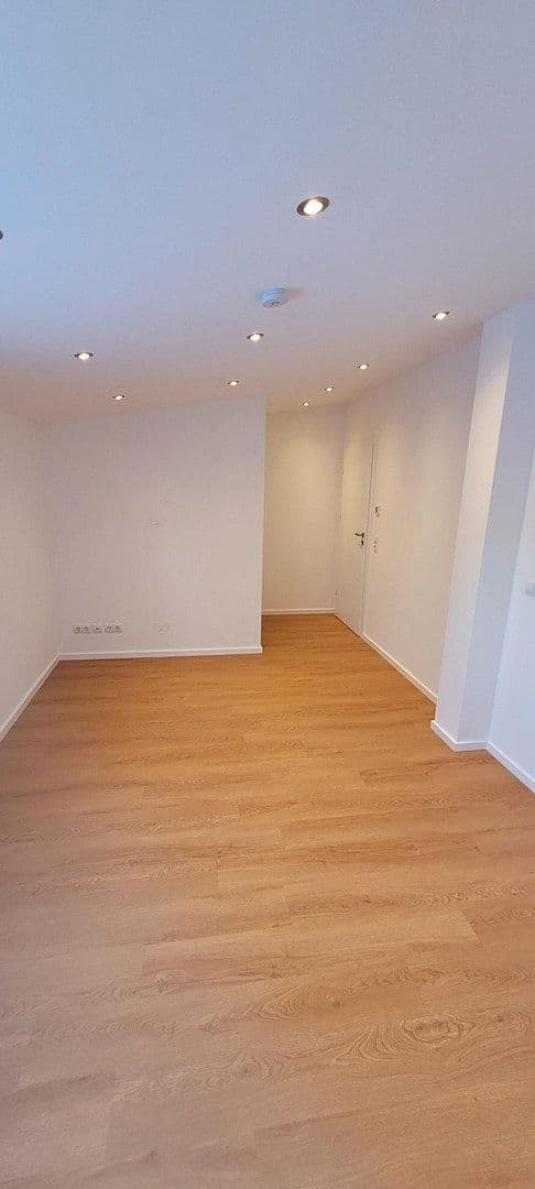 Prenájom bytu 2-izbový 61 m², Berlin, Berlín Prenájom bytu 2-izbový 61 m², Berlin, Berlín