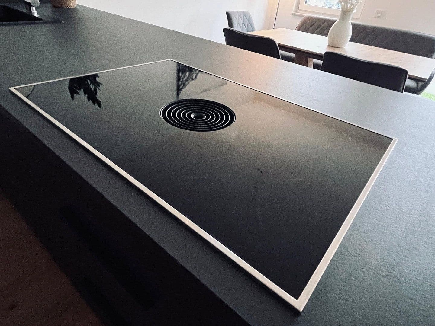 Predaj bytu 3-izbový 111 m², Meisenweg 8, Röttenbach, Bavorsko Predaj bytu 3-izbový 111 m², Meisenweg 8, Röttenbach, Bavorsko