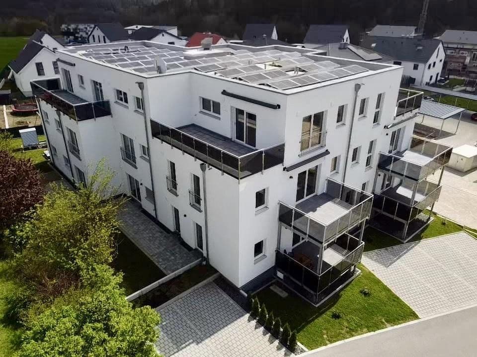 Predaj bytu 3-izbový 111 m², Meisenweg 8, Röttenbach, Bavorsko Predaj bytu 3-izbový 111 m², Meisenweg 8, Röttenbach, Bavorsko