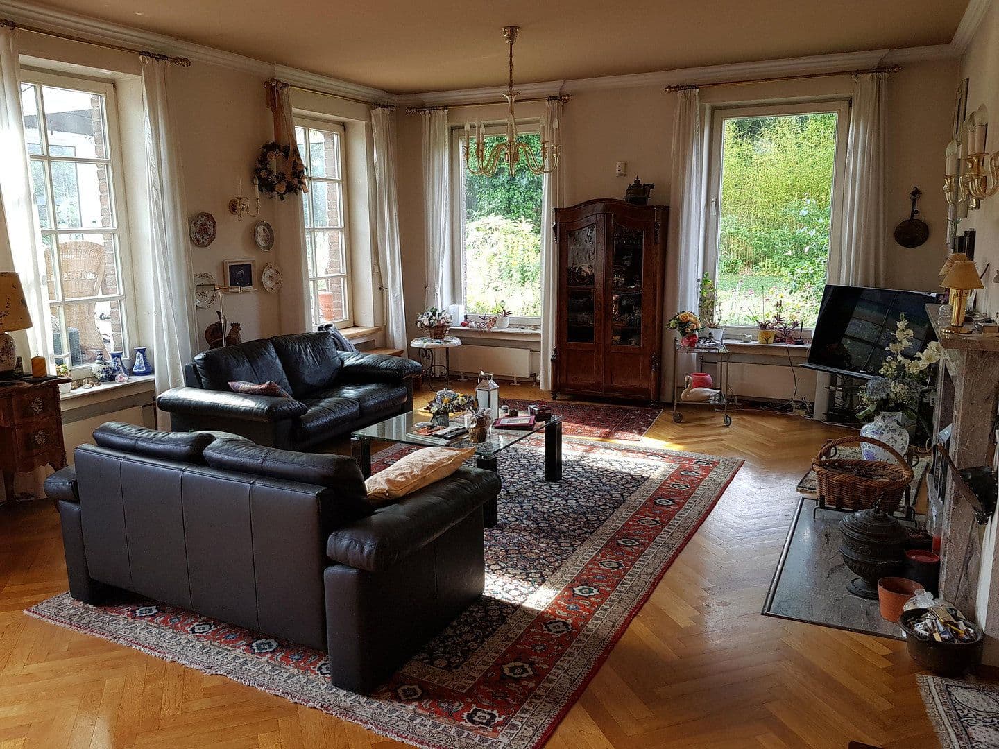 Predaj domu 320 m², pozemek 707 m², Köln, Severné Porýnie - Westfálsko Predaj domu 320 m², pozemek 707 m², Köln, Severné Porýnie - Westfálsko