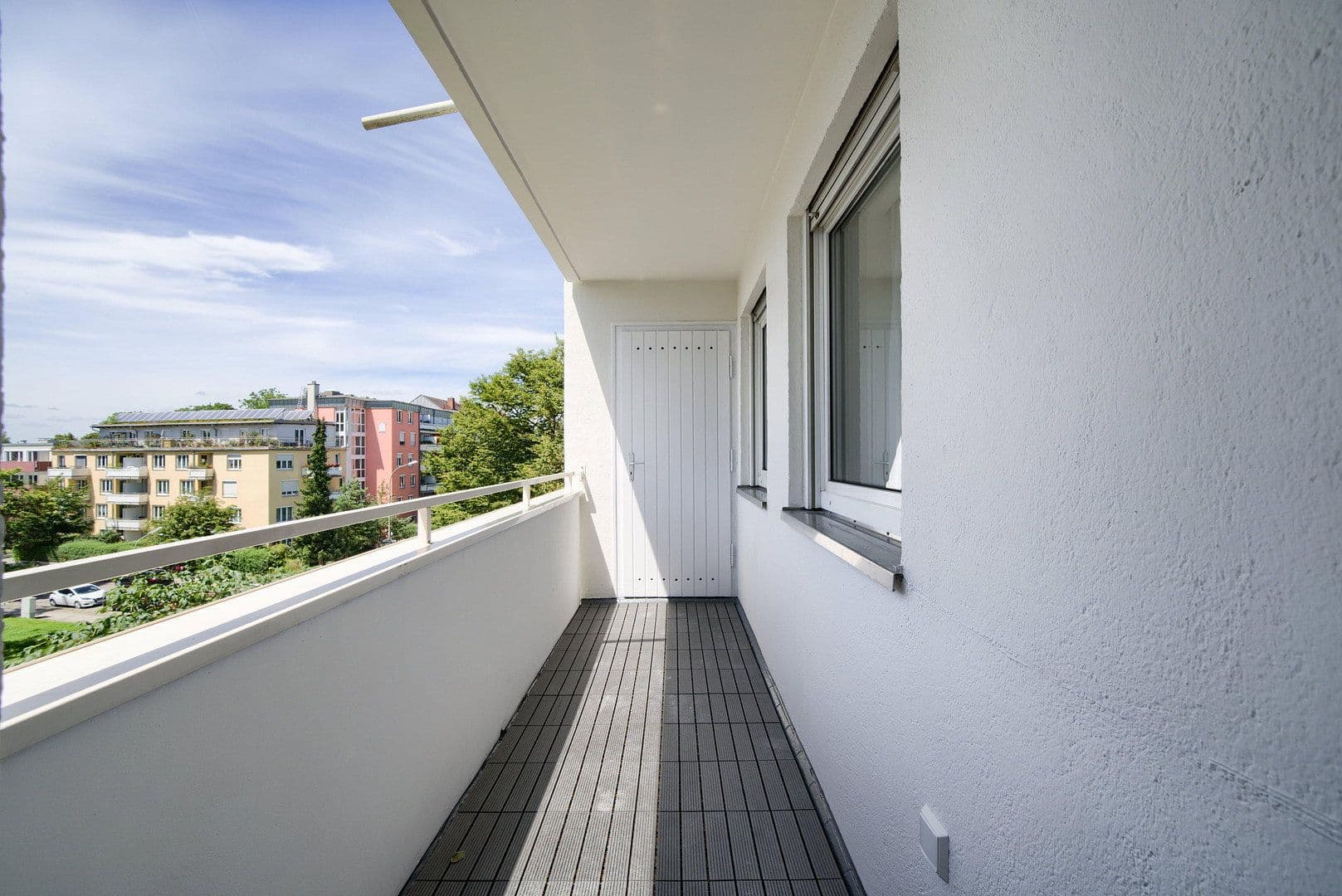 Prenájom bytu 5-izbový 85 m², München, Bavorsko Prenájom bytu 5-izbový 85 m², München, Bavorsko