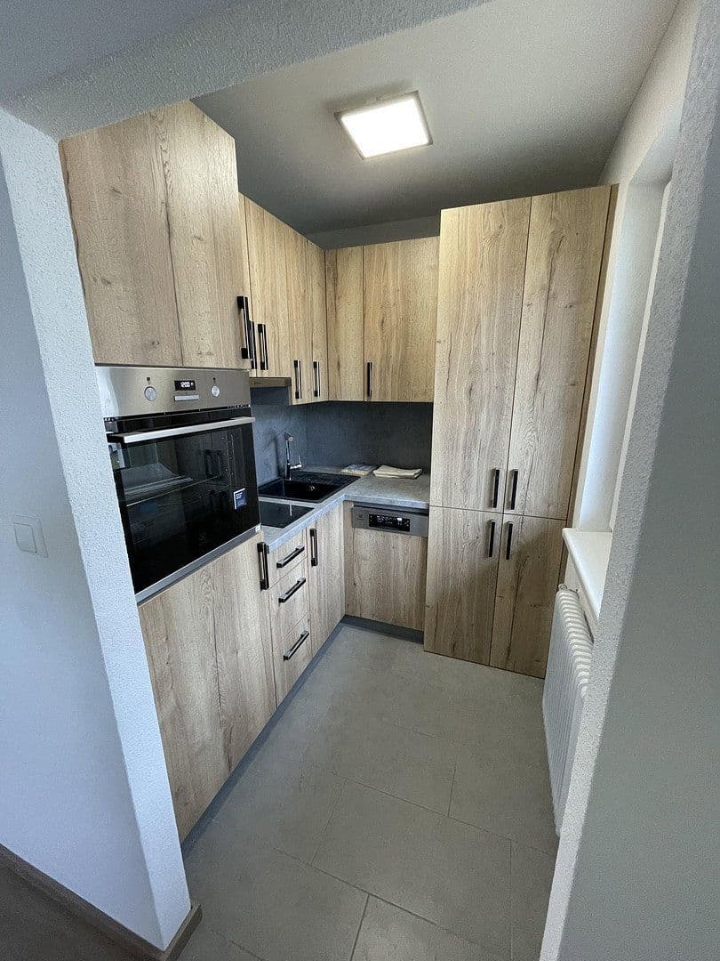 Prenájom bytu 1-izbový 28 m², Mürzzuschlag, Štajersko Prenájom bytu 1-izbový 28 m², Mürzzuschlag, Štajersko