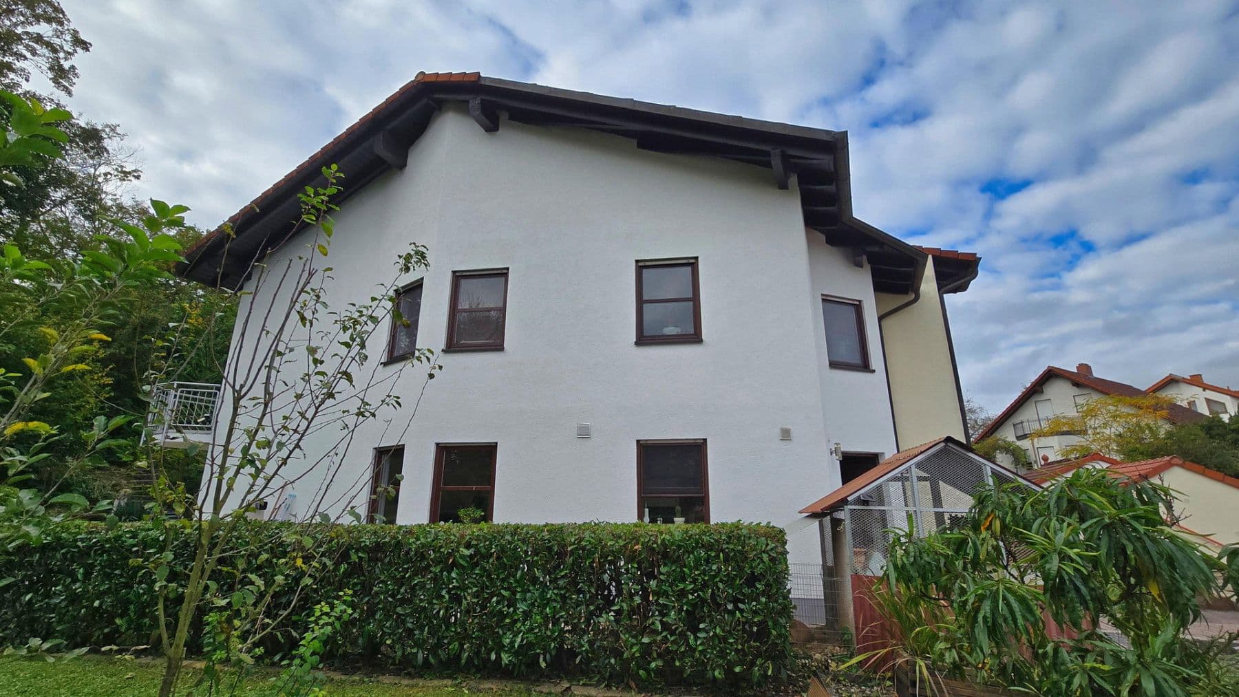 Predaj domu 125 m², pozemek 274 m², Sinsheim, Bádensko-Wurttembersko Predaj domu 125 m², pozemek 274 m², Sinsheim, Bádensko-Wurttembersko