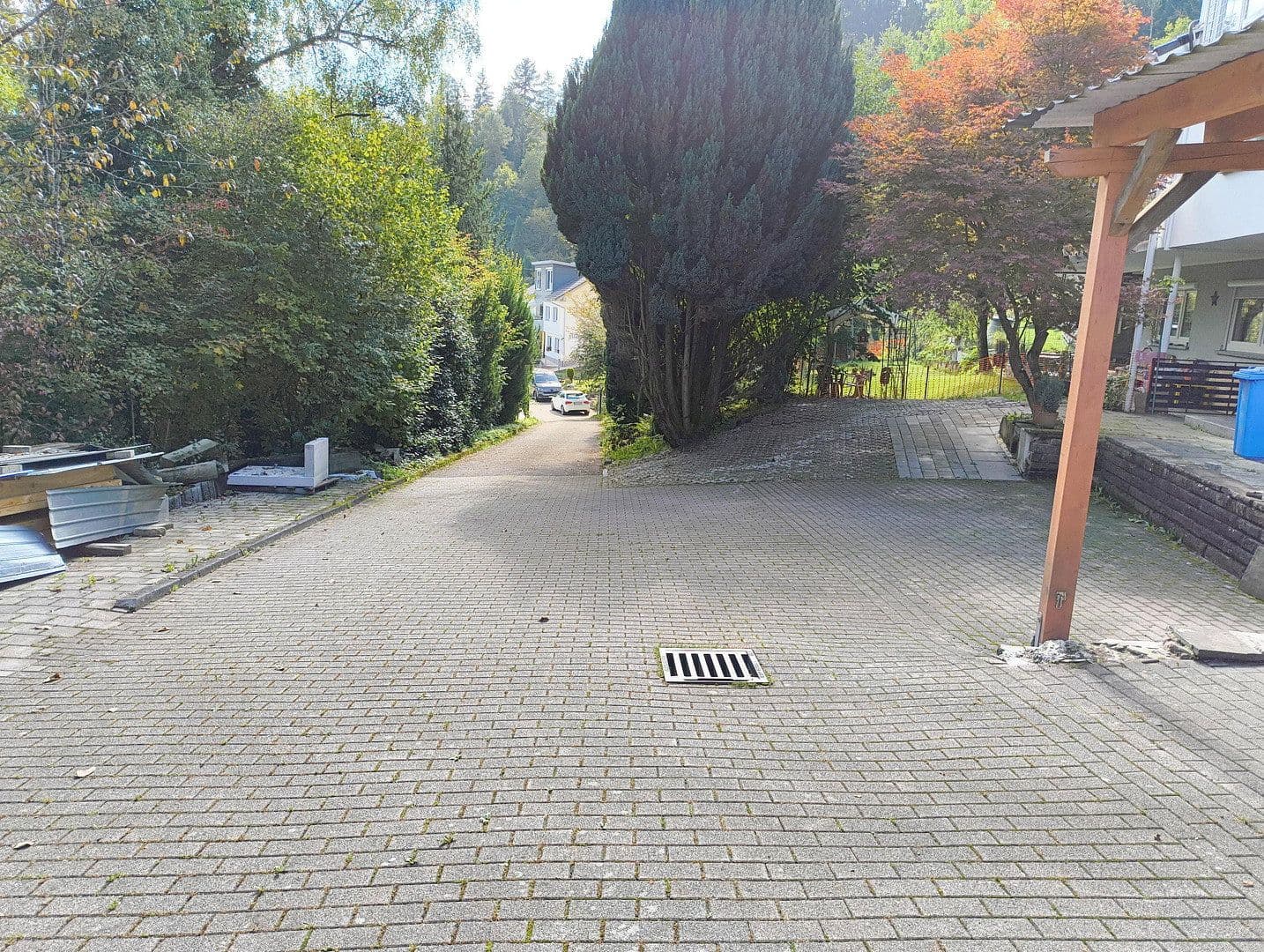 Predaj domu 330 m², pozemek 1.746 m², Haldenäckerstr. 15/2, Oberndorf am Neckar, Bádensko-Wurttembersko Predaj domu 330 m², pozemek 1.746 m², Haldenäckerstr. 15/2, Oberndorf am Neckar, Bádensko-Wurttembersko