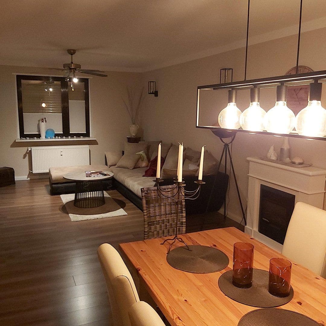 Predaj domu 268 m², pozemek 688 m², Kirkel, Sársko Predaj domu 268 m², pozemek 688 m², Kirkel, Sársko