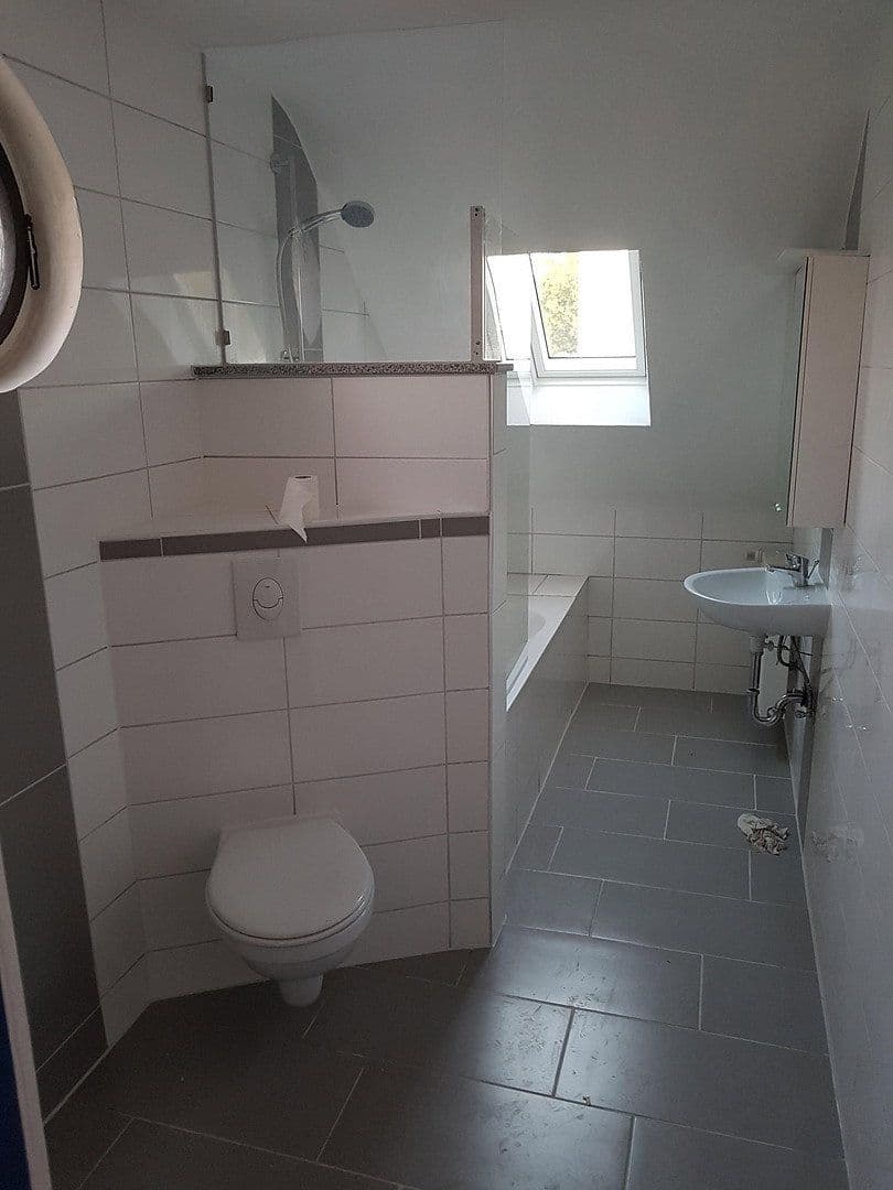 Predaj domu 268 m², pozemek 688 m², Kirkel, Sársko Predaj domu 268 m², pozemek 688 m², Kirkel, Sársko