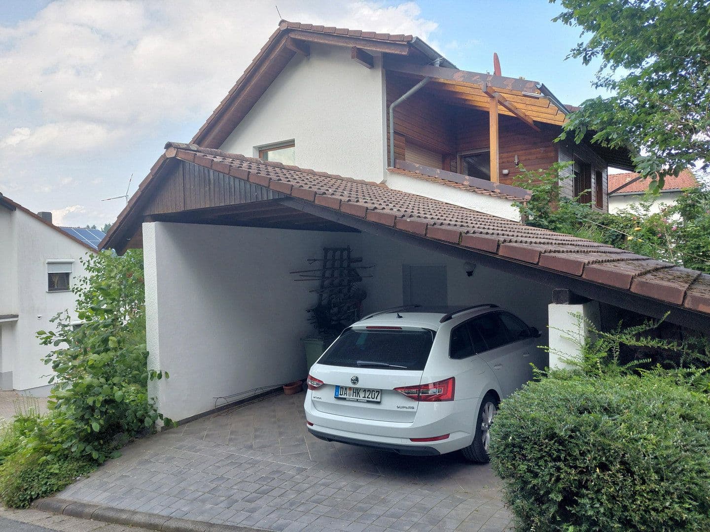Predaj domu 143 m², pozemek 389 m², Seeheim-Jugenheim, Hesensko Predaj domu 143 m², pozemek 389 m², Seeheim-Jugenheim, Hesensko