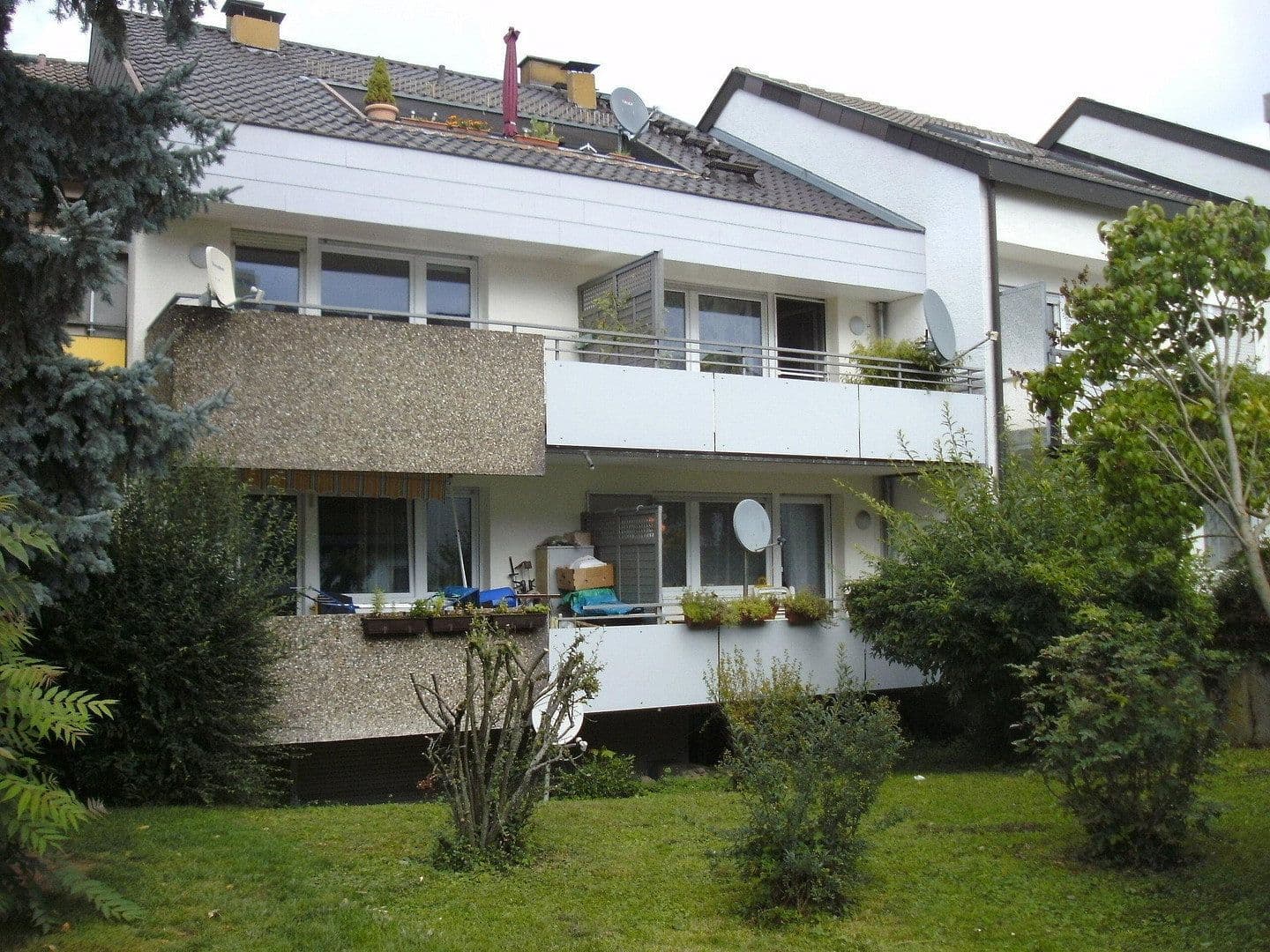 Prenájom bytu 2-izbový 45 m², Stuttgart, Bádensko-Wurttembersko Prenájom bytu 2-izbový 45 m², Stuttgart, Bádensko-Wurttembersko