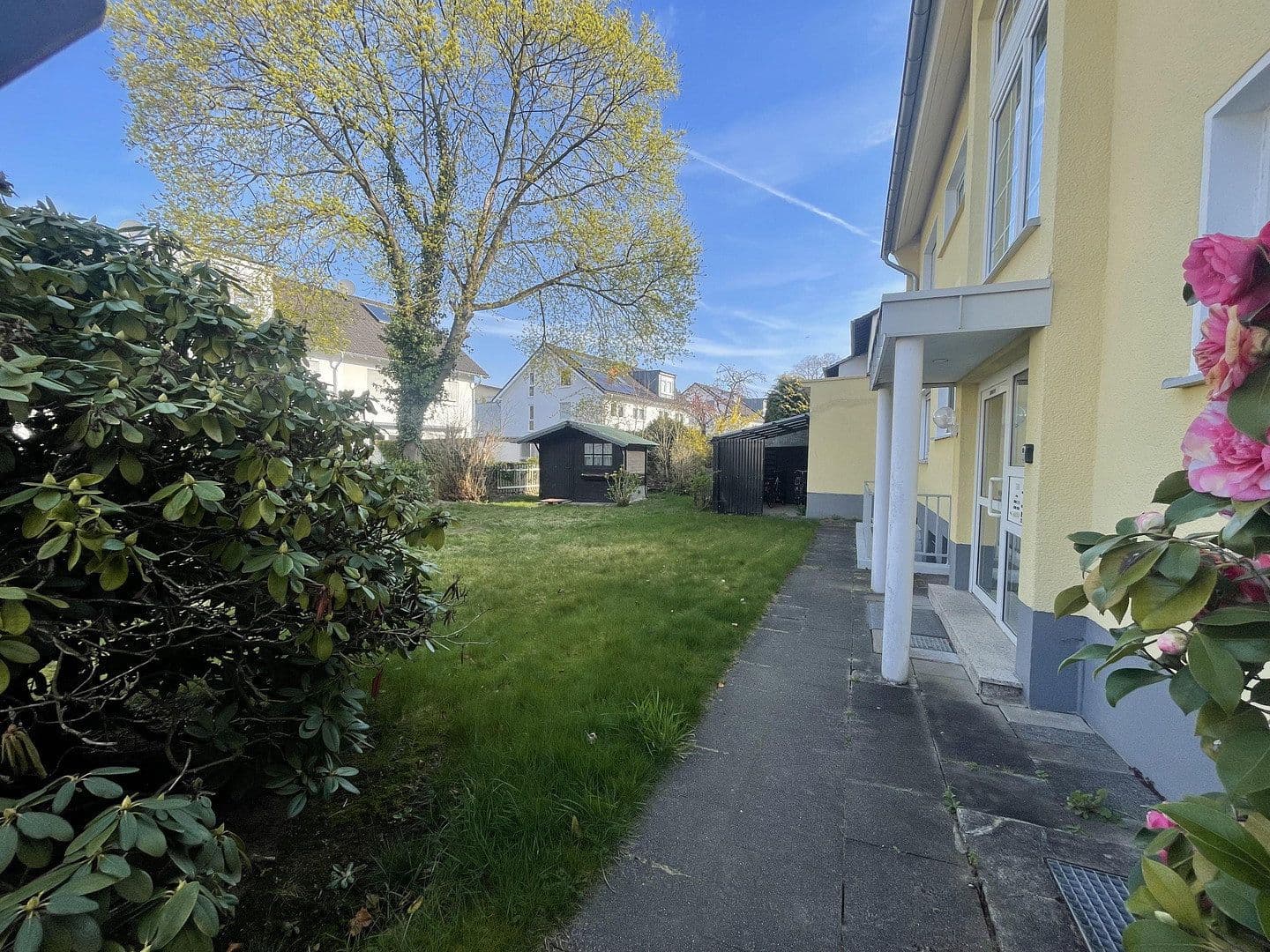 Prenájom bytu 2-izbový 79 m², Gothestraße 18, Sankt Augustin, Severné Porýnie - Westfálsko Prenájom bytu 2-izbový 79 m², Gothestraße 18, Sankt Augustin, Severné Porýnie - Westfálsko