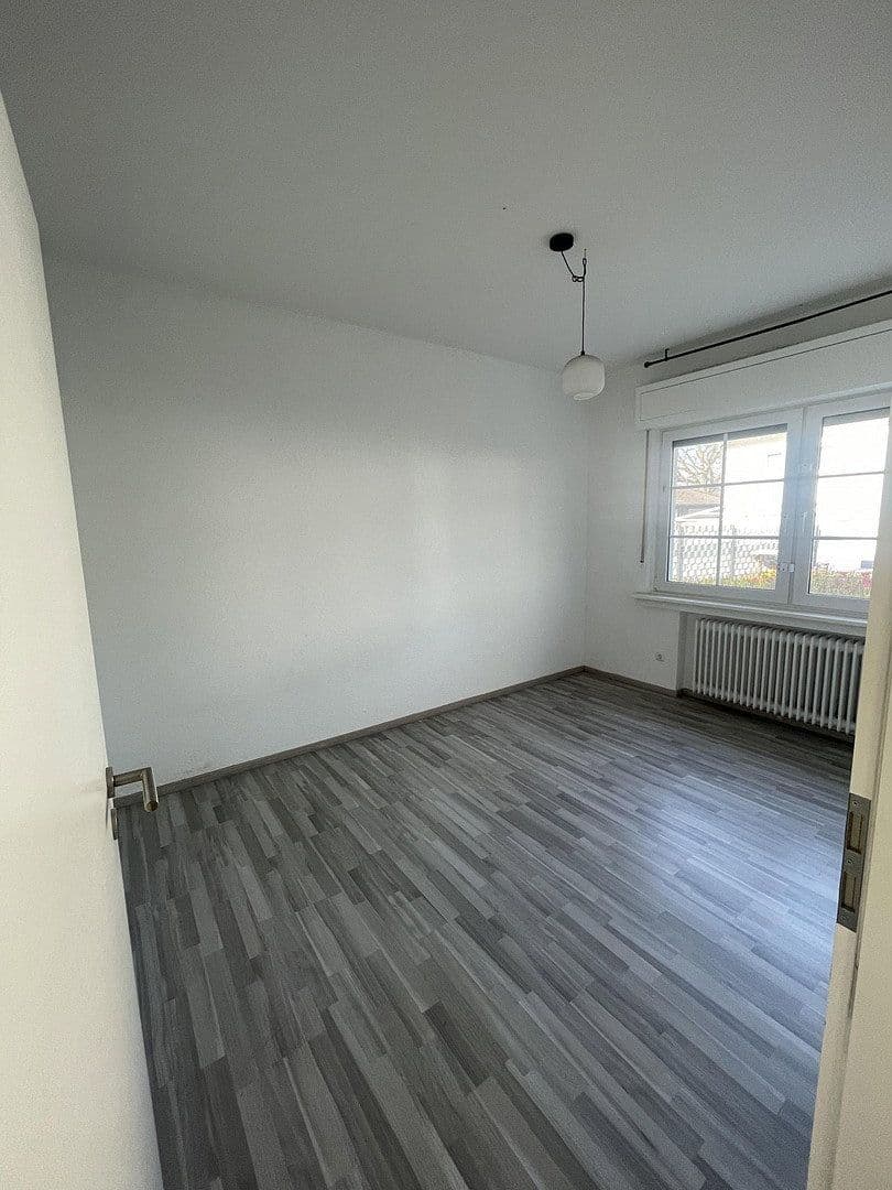 Prenájom bytu 2-izbový 79 m², Gothestraße 18, Sankt Augustin, Severné Porýnie - Westfálsko Prenájom bytu 2-izbový 79 m², Gothestraße 18, Sankt Augustin, Severné Porýnie - Westfálsko