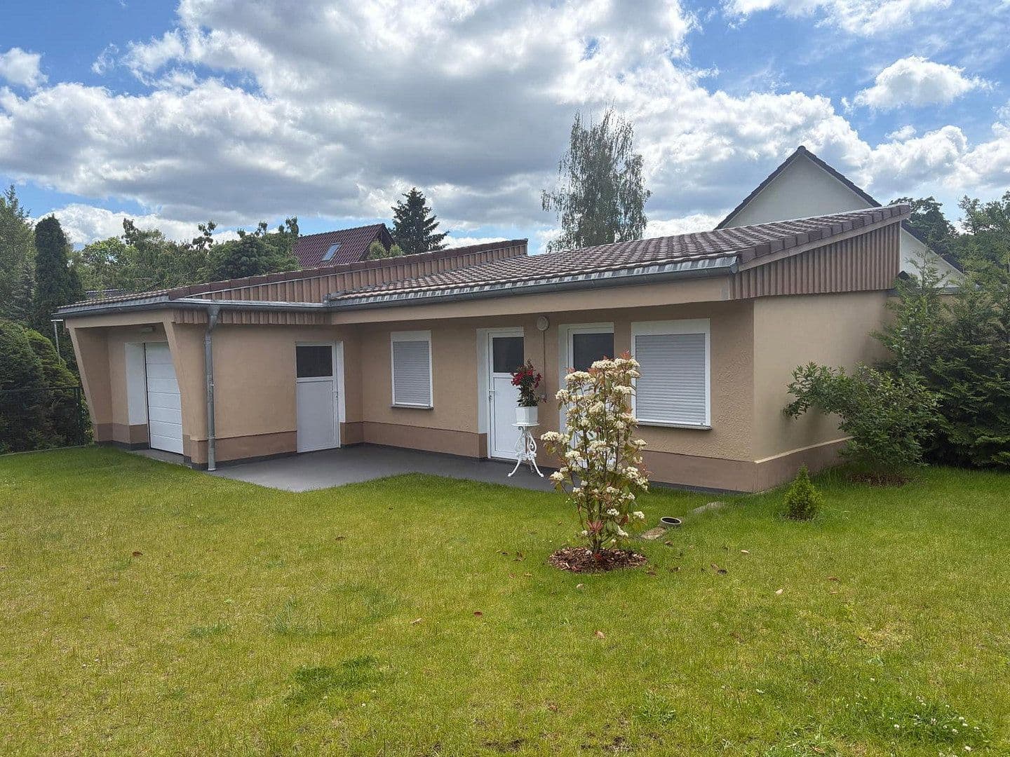 Predaj domu 116 m², pozemek 1.080 m², Zossen, Brandenbursko Predaj domu 116 m², pozemek 1.080 m², Zossen, Brandenbursko