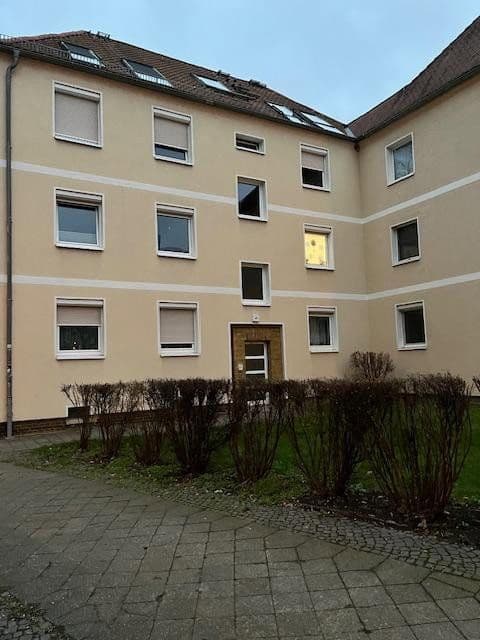 Prenájom bytu 3-izbový 67 m², Gröpplerstraße 81, Leipzig, Sasko Prenájom bytu 3-izbový 67 m², Gröpplerstraße 81, Leipzig, Sasko