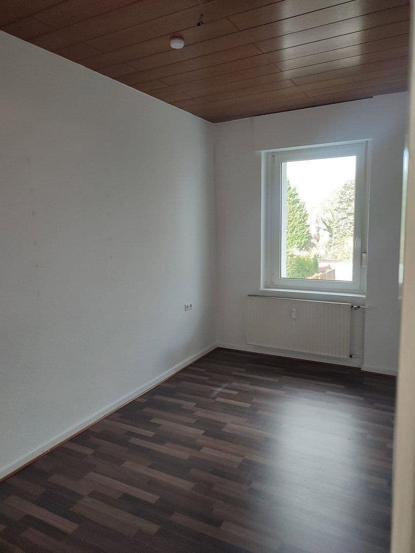 Prenájom bytu 3-izbový 70 m², Erich-Kästner-Str. 7b, Nordrhein-Westfalen - Hamm, Severné Porýnie - Westfálsko Prenájom bytu 3-izbový 70 m², Erich-Kästner-Str. 7b, Nordrhein-Westfalen - Hamm, Severné Porýnie - Westfálsko