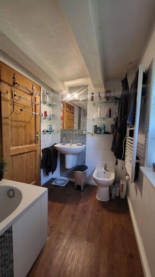 Predaj domu 280 m², pozemek 379 m², Rodenbach, Hesensko Predaj domu 280 m², pozemek 379 m², Rodenbach, Hesensko