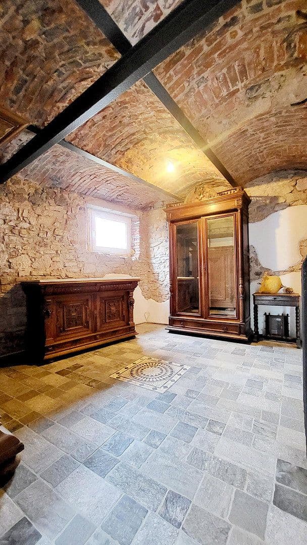 Predaj domu 280 m², pozemek 379 m², Rodenbach, Hesensko Predaj domu 280 m², pozemek 379 m², Rodenbach, Hesensko