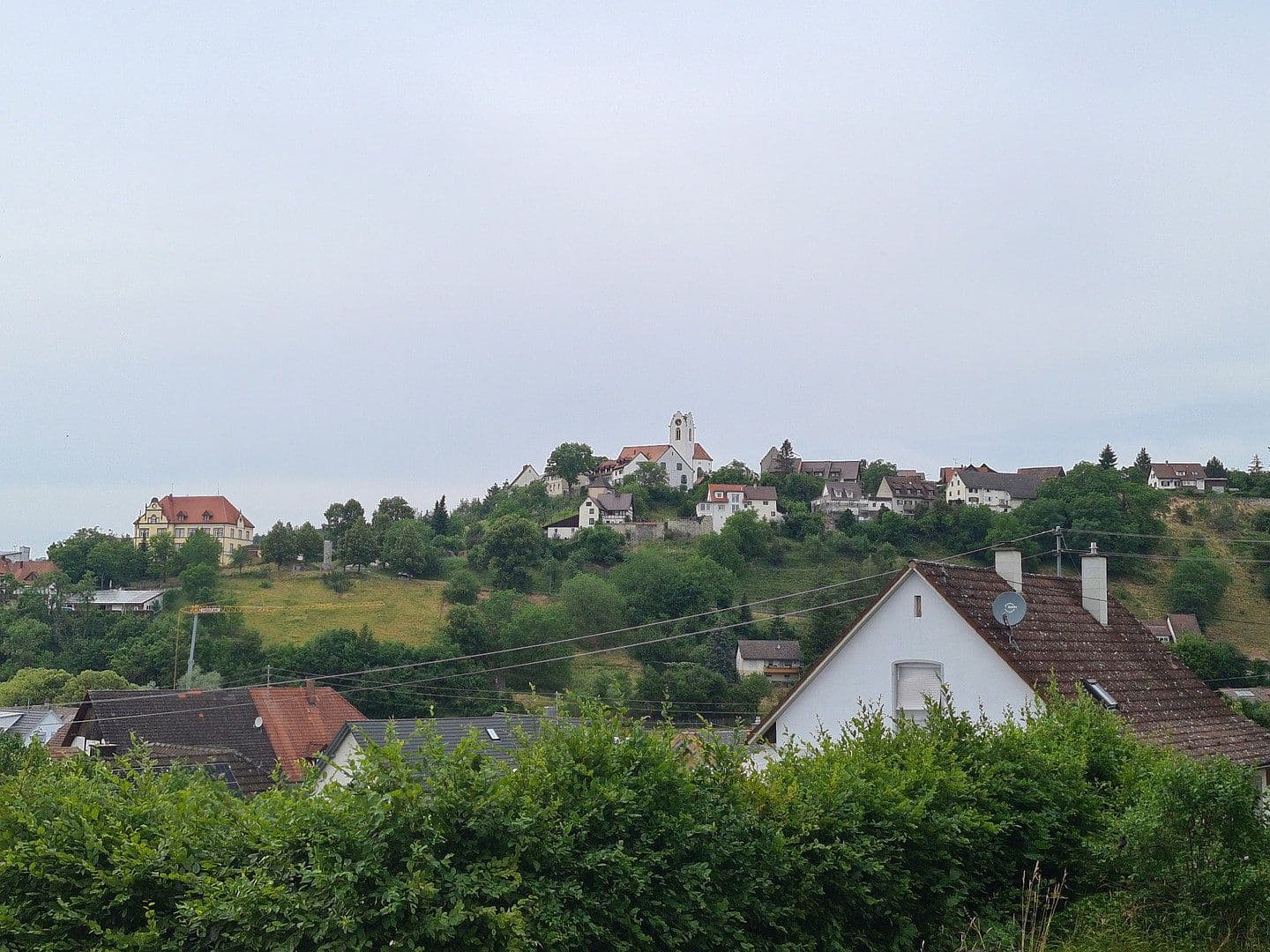 Predaj domu 330 m², pozemek 375 m², Paradiesweg 2, Aach, Bádensko-Wurttembersko Predaj domu 330 m², pozemek 375 m², Paradiesweg 2, Aach, Bádensko-Wurttembersko