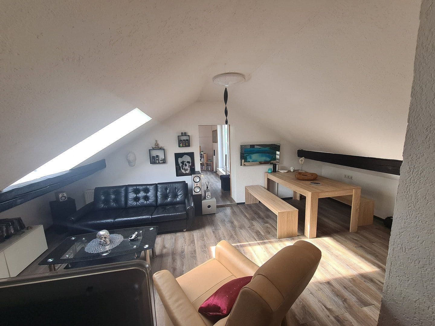 Predaj domu 330 m², pozemek 375 m², Paradiesweg 2, Aach, Bádensko-Wurttembersko Predaj domu 330 m², pozemek 375 m², Paradiesweg 2, Aach, Bádensko-Wurttembersko