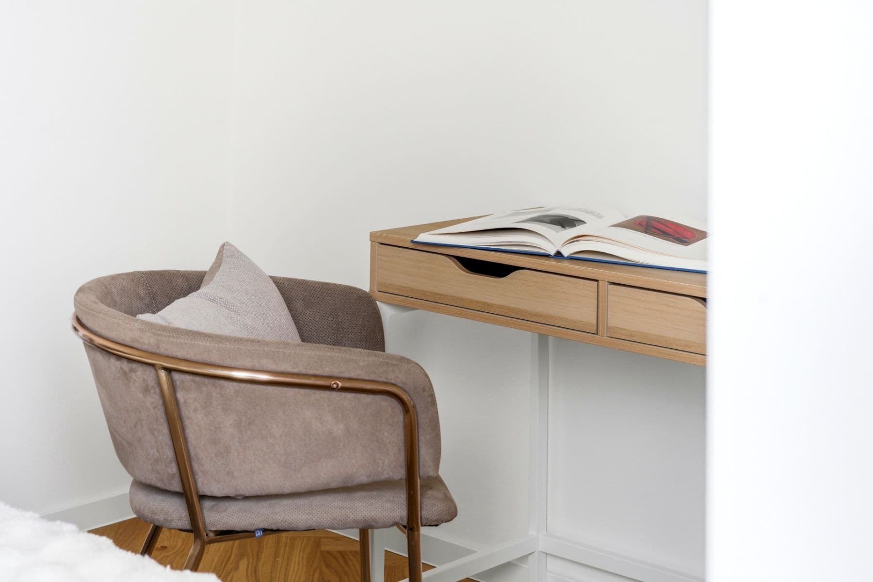 Prenájom bytu 2-izbový 48 m², Biskupcova, Praha, Praha Prenájom bytu 2-izbový 48 m², Biskupcova, Praha, Praha